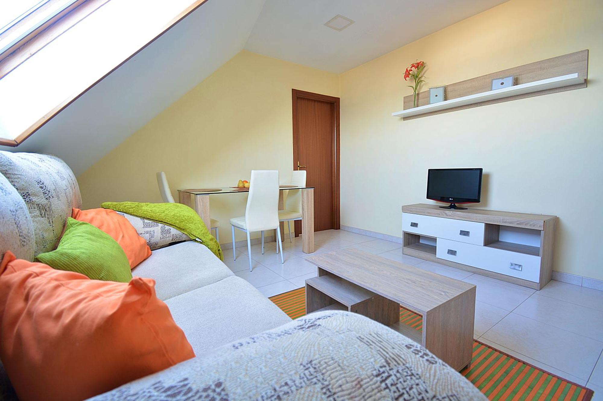 Apartamento Con Terraza Frente Al Mar En Эль-Грове Экстерьер фото